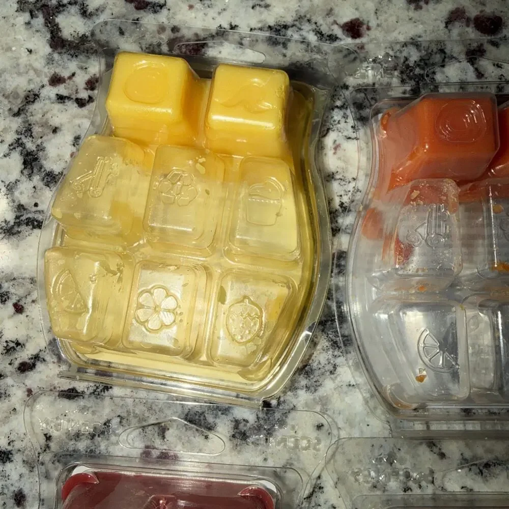 Scentsy Bar Scented Wax Melts 3.2 Oz Mixed Lot Of 4 Used 10 Individual Cubes REM